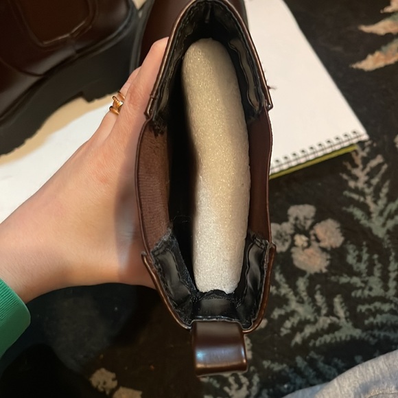 Leather brown lug sole platform boots - Picture 7 of 8